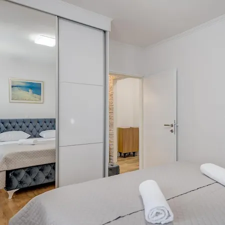 Da Da Apartment