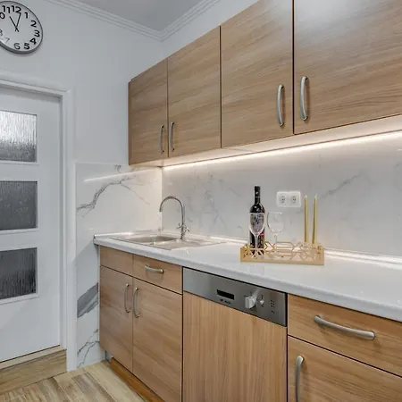 Apartment Da Da *