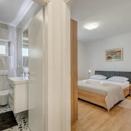 Da Da Apartment