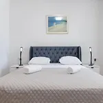 Da Da *