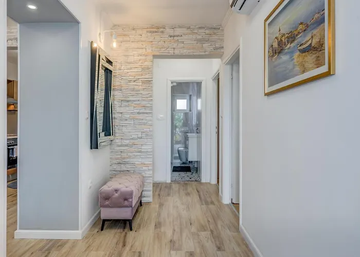 Da Da Apartment
